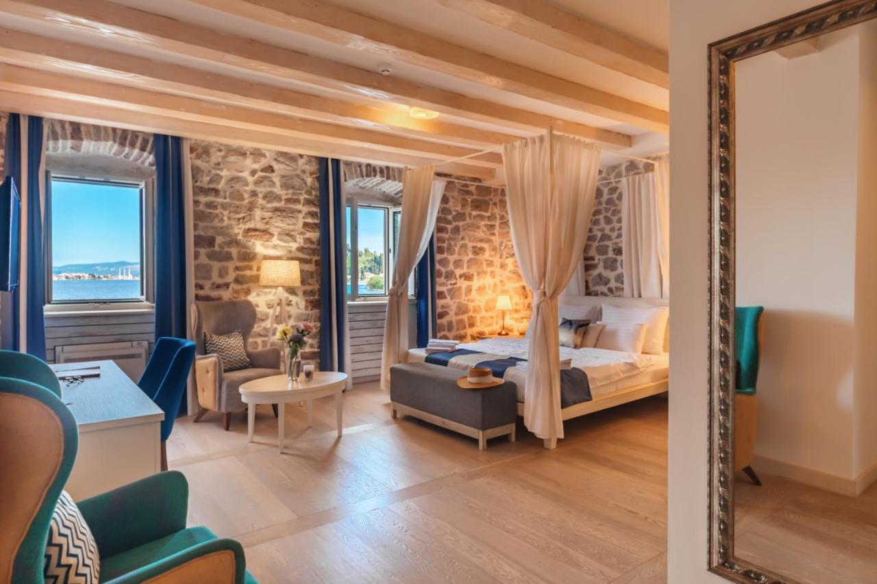 Boutique Hotel Capitano Herceg Novi Exterior foto