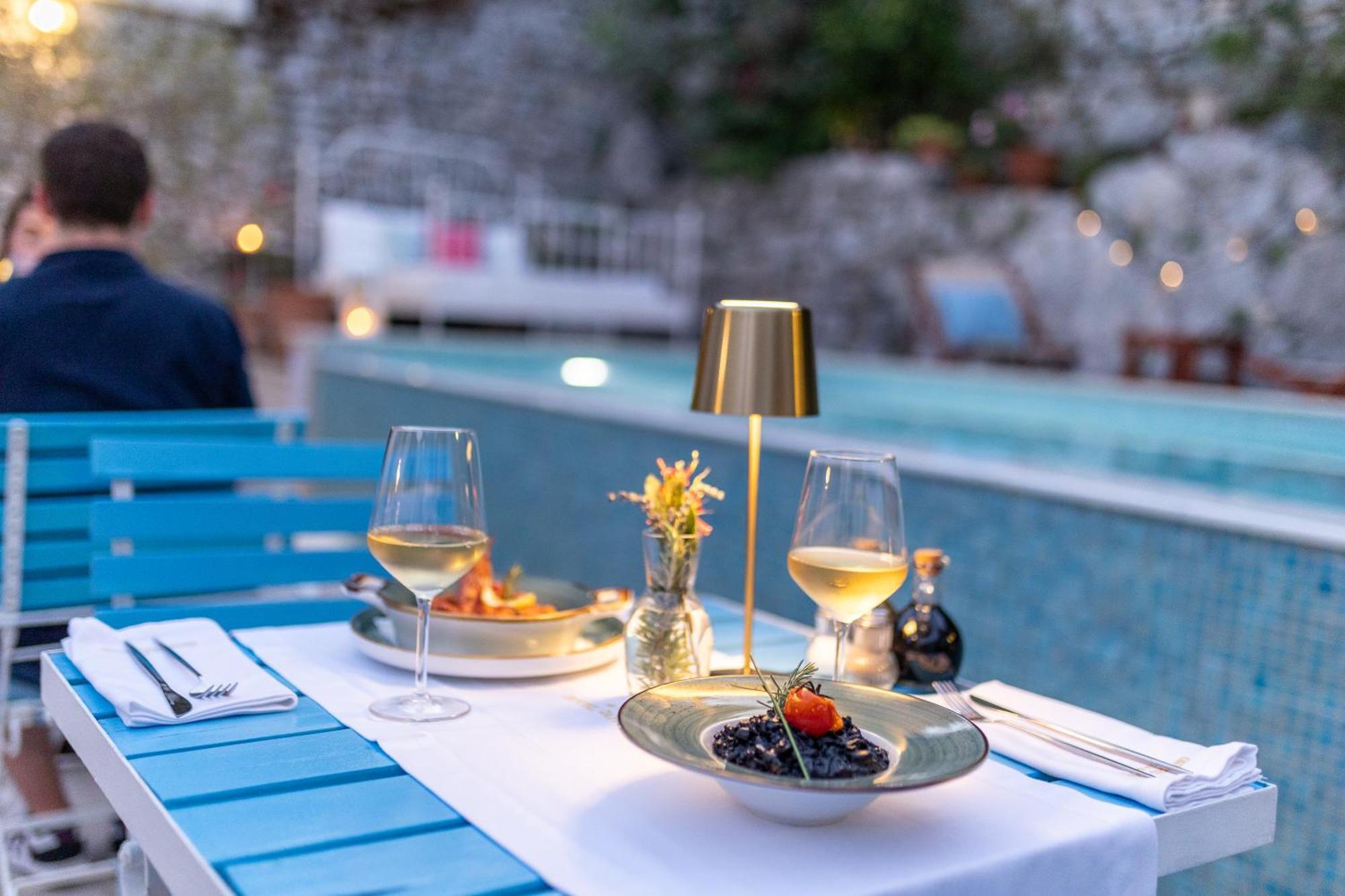Boutique Hotel Capitano Herceg Novi Exterior foto